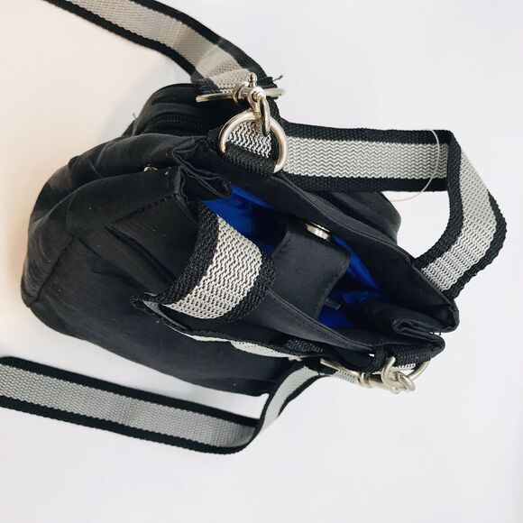 NEW No Boundaries Black  Detachable Crossbody Bag Double Handle Case Zip Pockets - Picture 9 of 10